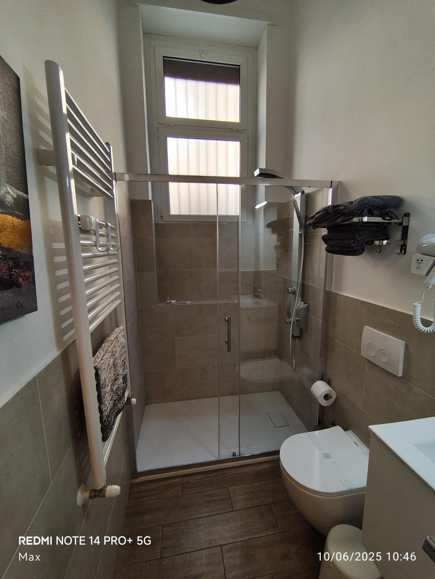 Appartamento Loft 18a - Casa Con Ingresso Indipendente E Parcheggio Gratuito *