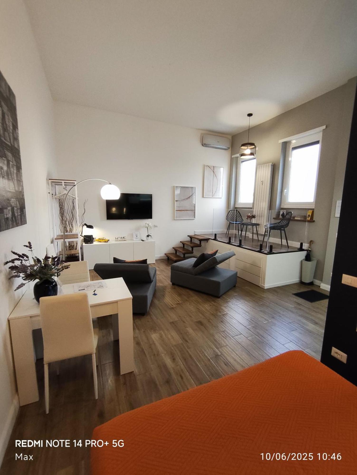 Loft 18a - Casa Con Ingresso Indipendente E Parcheggio Gratuito Appartamento *